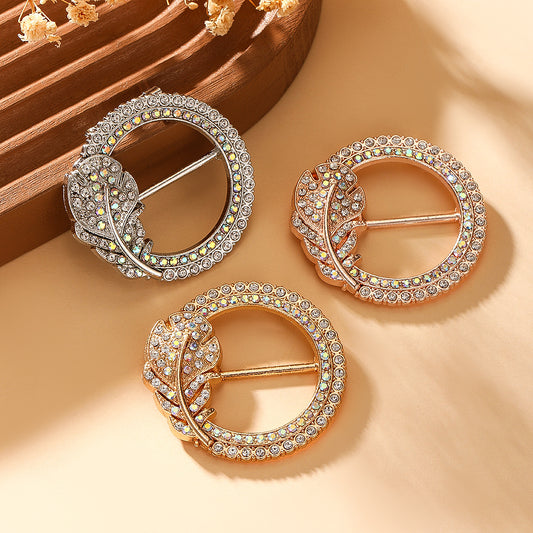 Waist-cinching Accessory Clip For Securing High-end Brooches