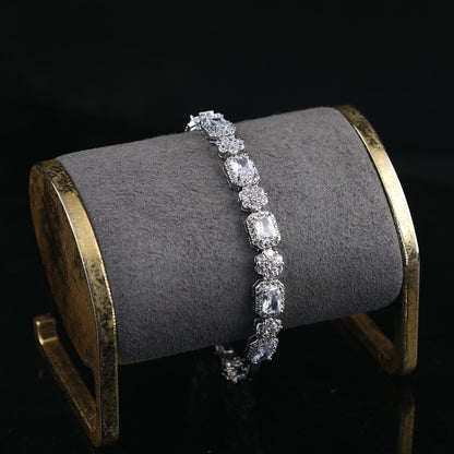 Copper Material Real White Gold Full Zircon Claw Chain Bracelet